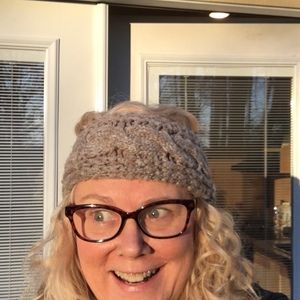 Meet your Posher, Posh